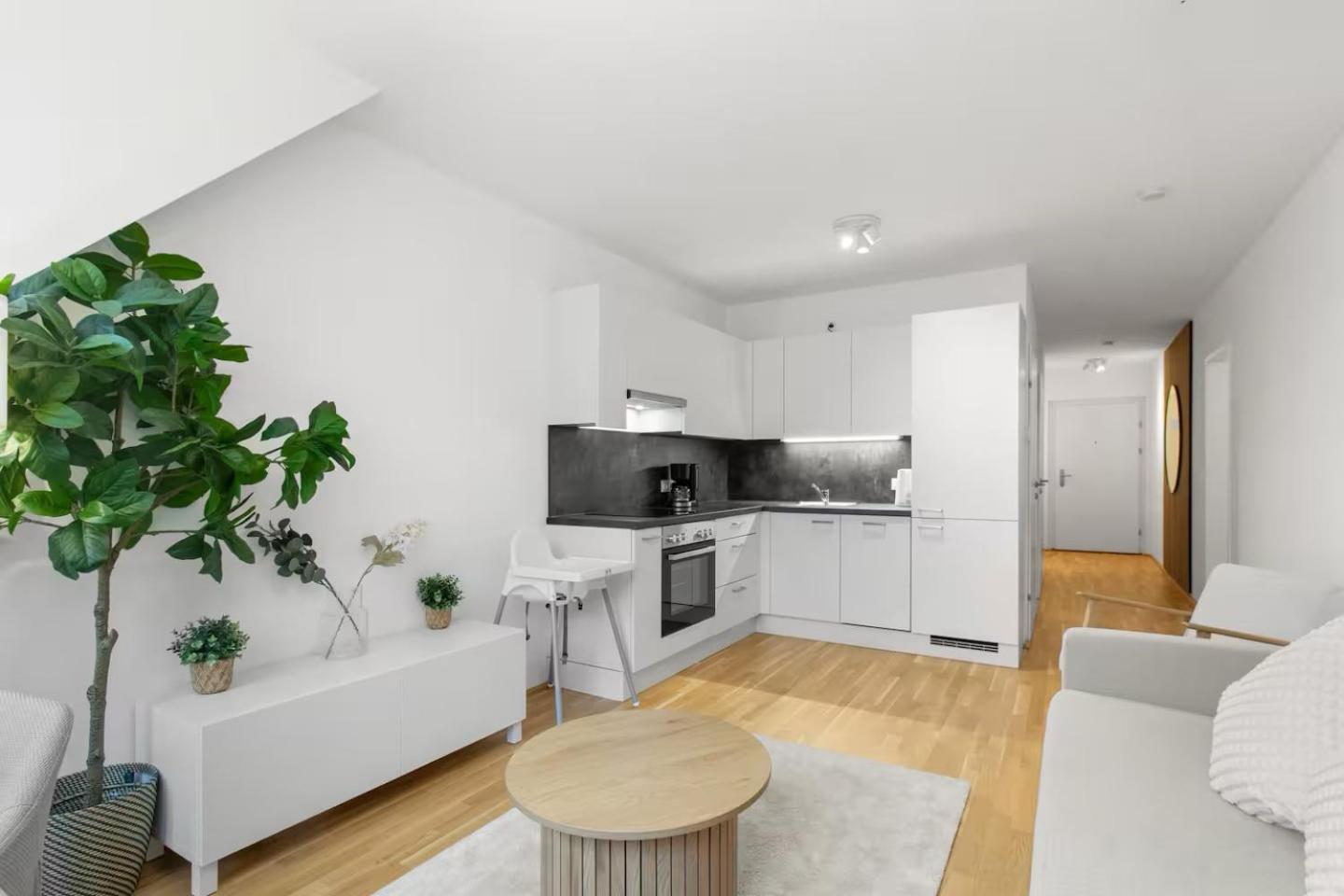 Fast Wifi I 3 Min Walk To Metro I On-site Parking For 19,90 Eur Apartament Wiedeń
