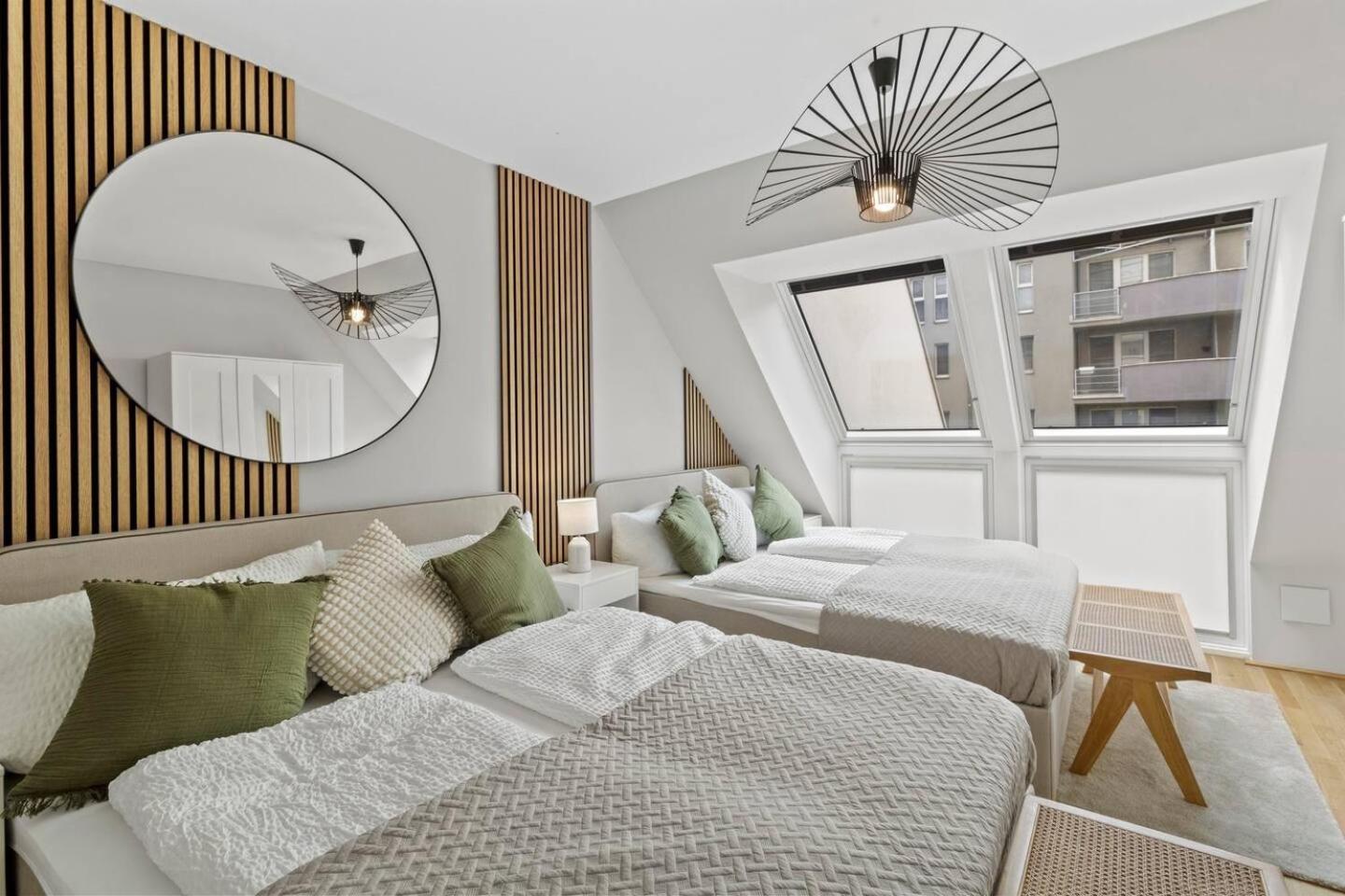 Fast Wifi I 3 Min Walk To Metro I On-site Parking For 19,90 Eur Apartment Vienna